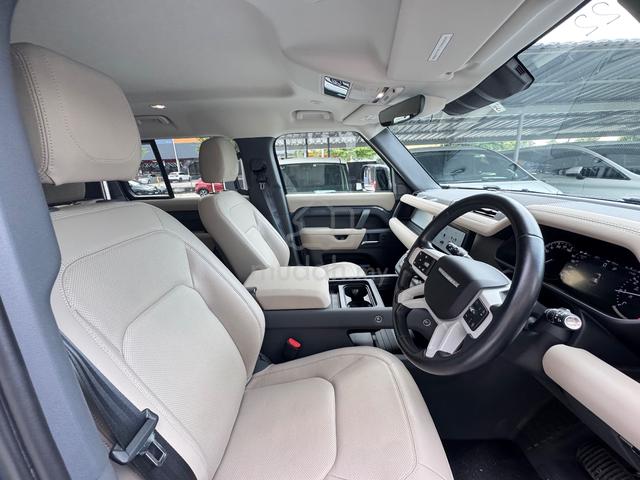 2022 Land Rover DEFENDER 2.0 110 P300 (A) 7 Seater - 5