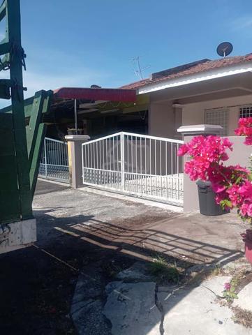 A Single Storey House for Sale in Taman Awan Mas, Kampar 1