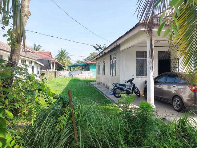 RUMAH BANGLO SUNGAI ISAP DAMAI KUANTAN UNTUK DIJUAl 1