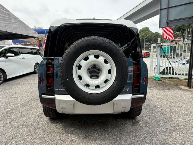 2020 Land Rover DEFENDER 110 2.0 P300 5 SEATER - 4