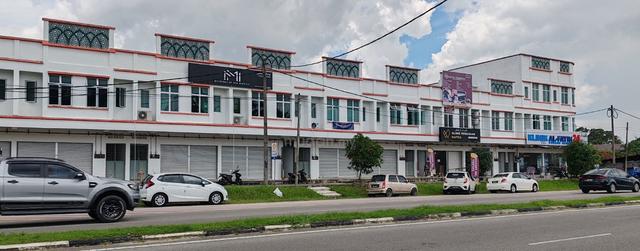 2-storey shop office for sales 1