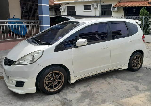 2012 Honda JAZZ 1.5 GE i-VTEC FACELIFT (A) - 3
