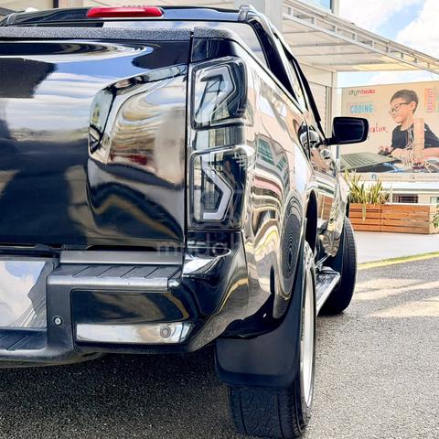 2022 Isuzu D-MAX 3.0 PREMIUM (A) - 3