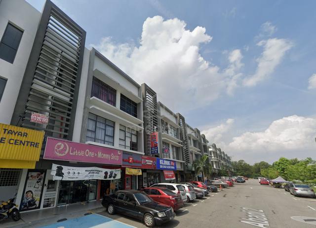 3 storey shop at Abadi Heights Centria Puchong For sale 1