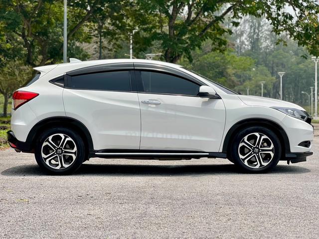 2016 Honda HR-V V 1.8 SIDE STEPS, ANDROID PLAYER - 4