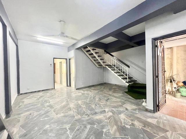 (DEPOSIT FLEXIBLE) 2 Storey Terrace Saujana Utama 1, Sungai Buloh 1