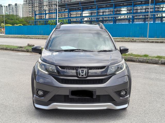 2017 Honda BR-V 1.5 V -- (A) TIP TOP CONDITION - 2