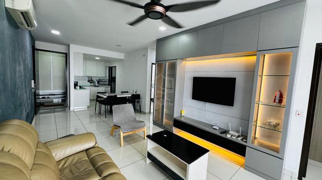 One Tebrau residence 1