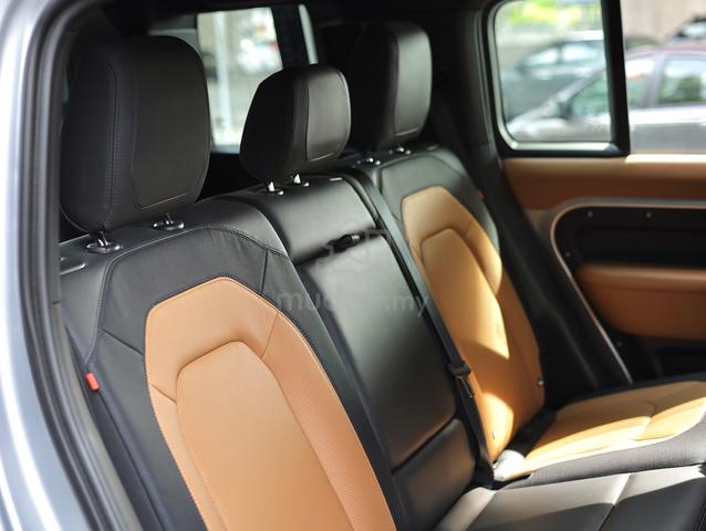 2022 DEFENDER 3.0 110X-DYNAMIC HSE Meridian LOW KM - 4