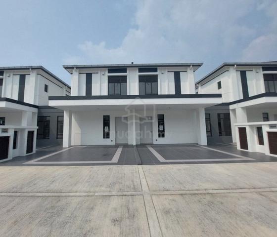 Eco Grandeur Terrace Garden Double Storey, Puncak Alam 1