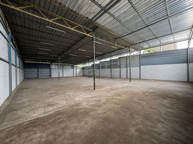 Hot Demand [ Bkt Rahman Putra @ Sg Buloh ] Warehouse] Factory for rent 1