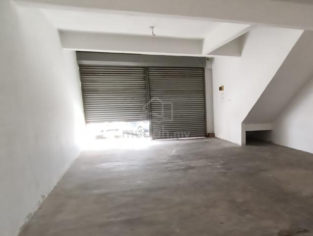 Shop Lot GROUND Floor ~ Kg 8, SMK Tun Tuah, Klinik Kesihatan 2