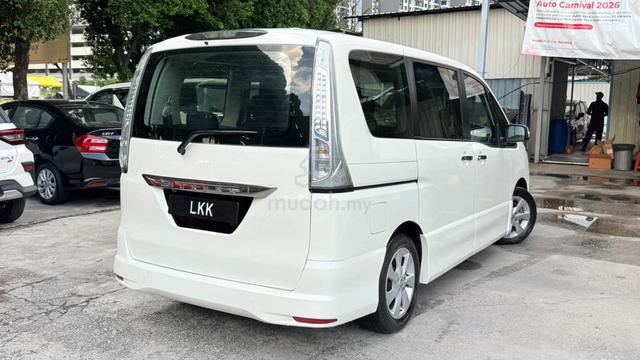 2013 Nissan SERENA 2.0 S-HYBRID HIGHWAY STAR - 3