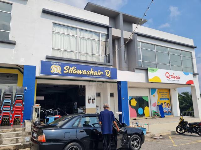 [FACING MAIN ROAD] 2 Storey Shop Lot Untuk Disewa 1