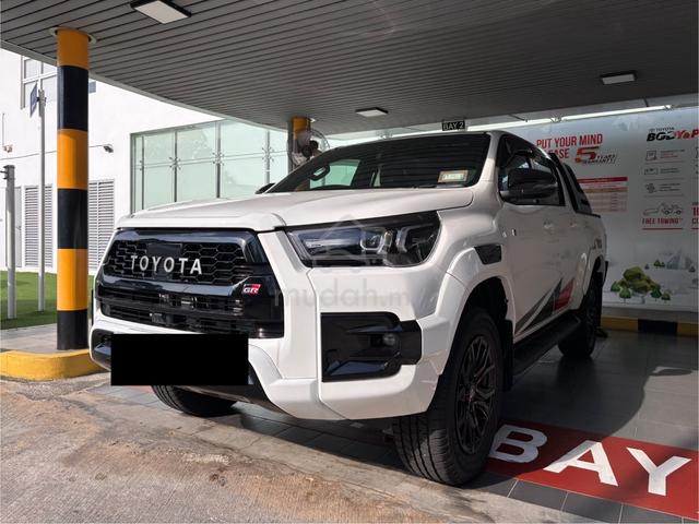 2026 Toyota HILUX 2.8 GR SPORT (READY STOCK) - 1