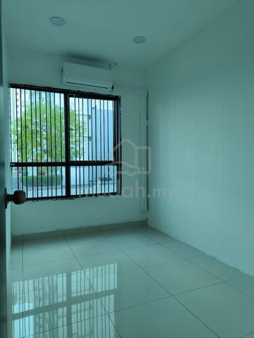 Office Space for Rent in Kajang (Saujana Mutiara Heights) 1