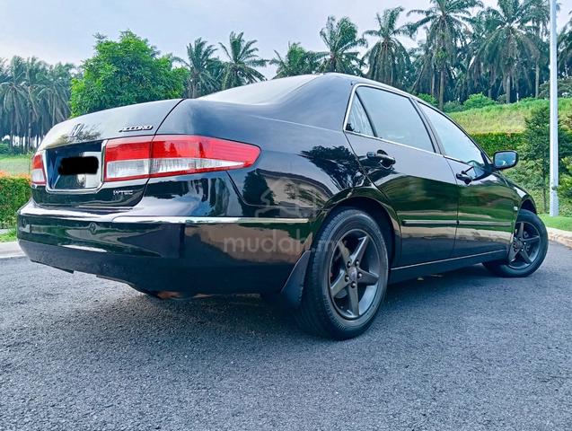 2005 Honda ACCORD 2.0 VTi (A) TIP TOP CONDITION - 4