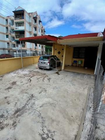 Single terrace corner house big compound 3345sf jelutong batu lanchang 1