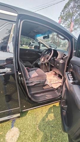 2016 Toyota VELLFIRE 2.5 Z G EDITION (A) Full Loan - 3