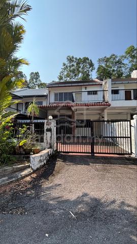 Taman Lake View, House For Sale - Direct Owner 1