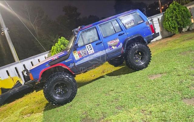 1995 Jeep CHEROKEE 2.5 (M) - 1