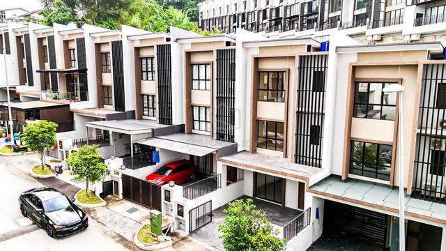 CHEAPEST 💥 Nassim Height Ukay Bistari Ampang 3 Storey 1