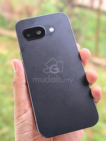 Google Pixel 9a 128GB - photo 2 of 6