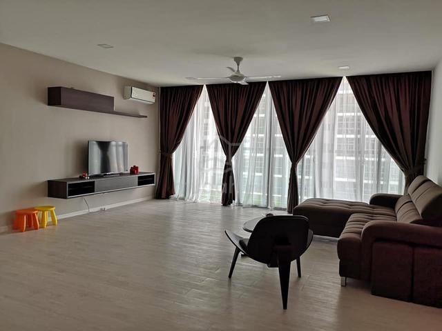 LakeFront Residence Cyberjaya | Fully Furnished | Lake View 1