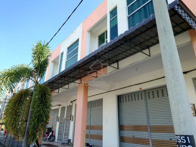 Shoplot near Sungkai Toll exit 1