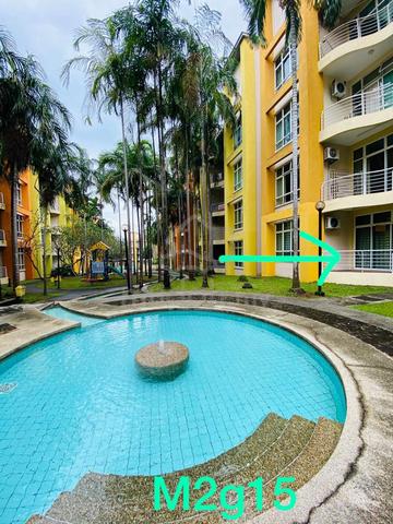 University Green Apartment 1