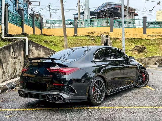 Mercedes Benz CLA45s 2.0 AMG 4MATIC CF BKit FEkzos - 2