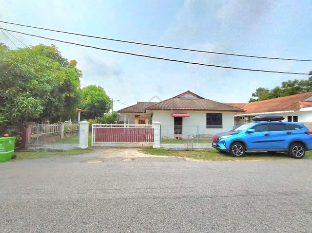 Rumah banglo taman perdana peramu pekan 1