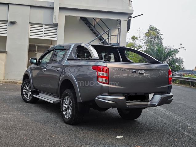 2018 Mitsubishi TRITON 2.4 VGT 4x4 Premium - 2
