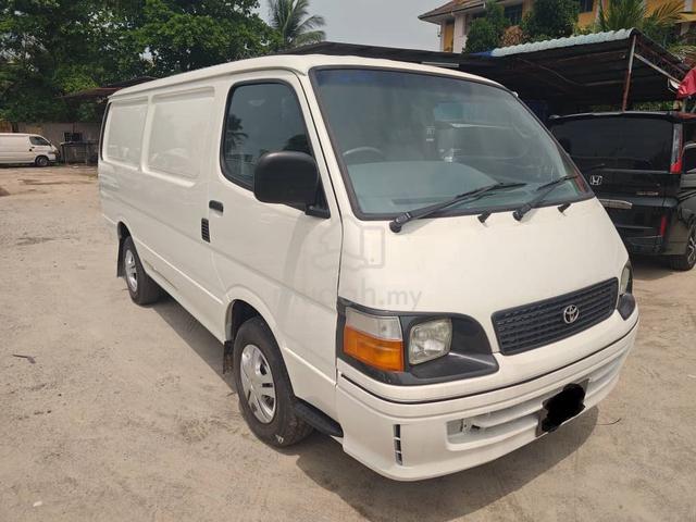 2001 Toyota Hiace Panel Van 2.4 (M) - 3