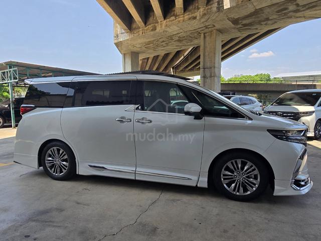 2023 Toyota ALPHARD 2.5 Z (A) 5A/7k km Ori Bodykit - 2
