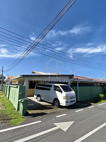 Taman Mawar, near Medan Niaga Satok, Single Storey Corner FOR SALE 1