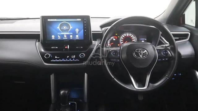 2023 Toyota corolla cross v1.8 free/service/warnty - 4