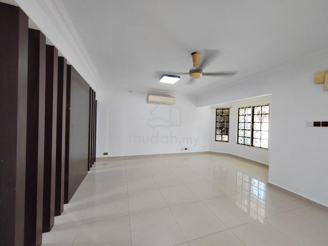 [Renovated] [Clean] Taman Selayang Utama Double Storey House 1