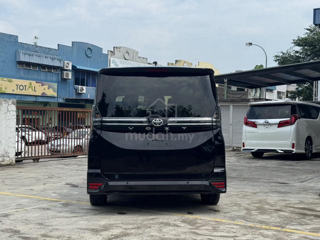 2022 Toyota VOXY 2.0 S-Z 2PD 7SEATER 42K KM - 4