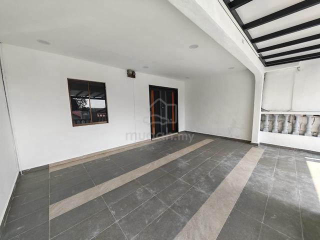 Single storey low cost fully renovated 1