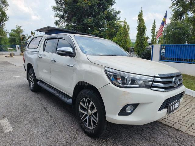 Toyota Hilux Double Cab 2.8G AT 4x4 - 1