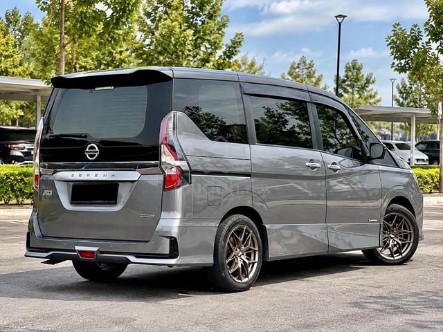 2023 Nissan SERENA 2.0 S-HYBRID PREMIUM HIGHWAY - 4