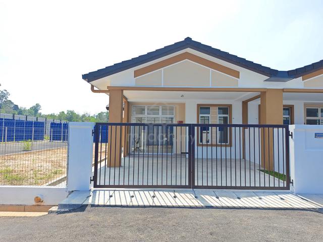Perumahan baru di Puncak Iskandar Perak 1