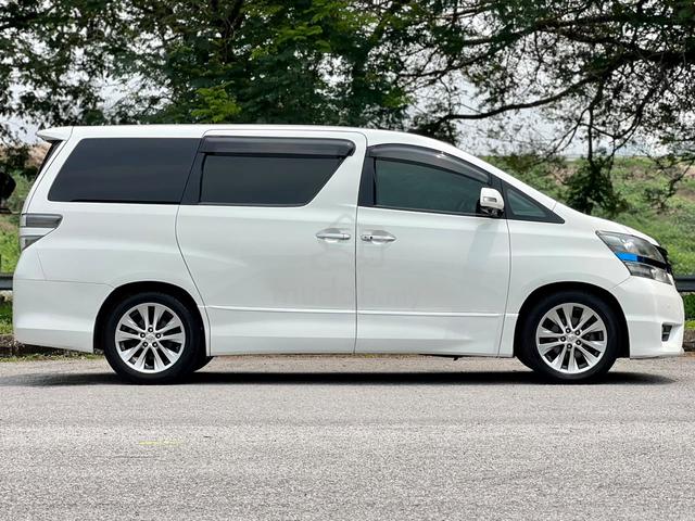 2010 Toyota VELLFIRE Z PLATINUM SELECTION II 2.4AT - 4