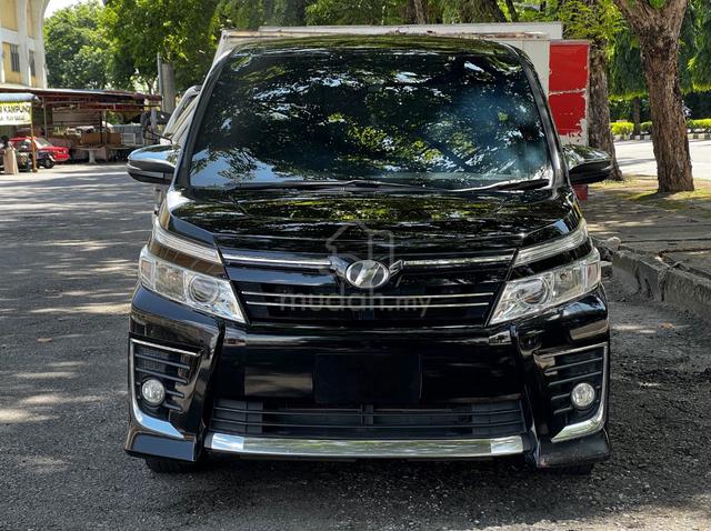 2016 Toyota VOXY KIRAMIKI II ZS 2.0 (A) - 2