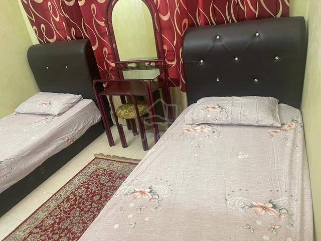 Bilik Sewa Bandar Enstek 1