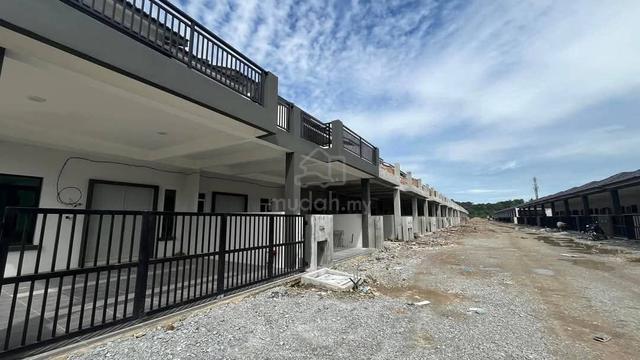 Freehold Double Storey House For Sale | Kamunting 1