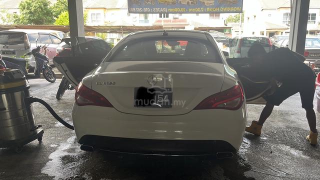 2015 Mercedes Benz C180 AVANTGARDE (CBU) 1.6 (A) - 2