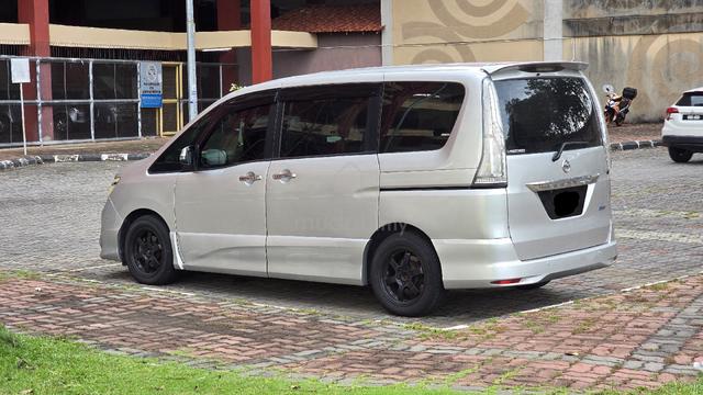 2015 Nissan SERENA 2.0 S-HYBRID HIGHWAY STAR - 2
