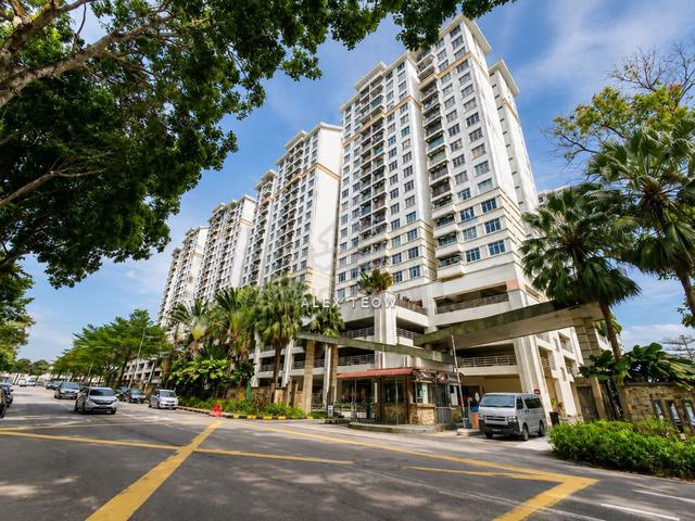 Park Avenue (Tampoi Indah) 1